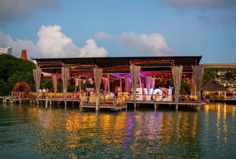 AAKACH LAGOON CANCUN