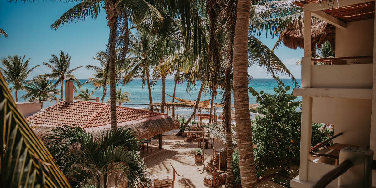 Petit Lafitte Beachfront Hotel & Bungalows areas 04