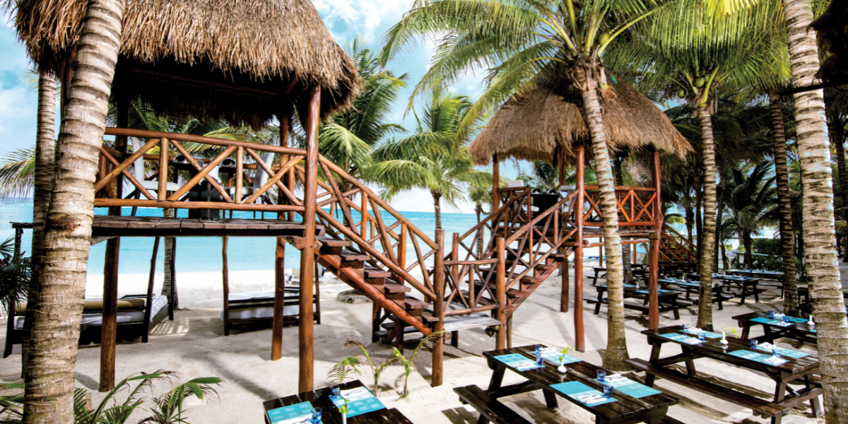 dorado-seaside-areas-07